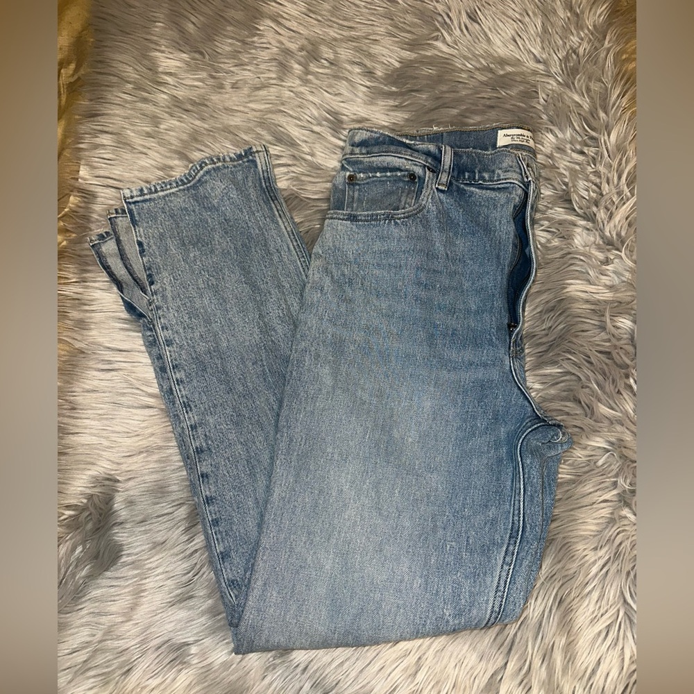 Abercrombie & Fitch Washed Blue Straight Leg Jeans - Picture 1 of 6